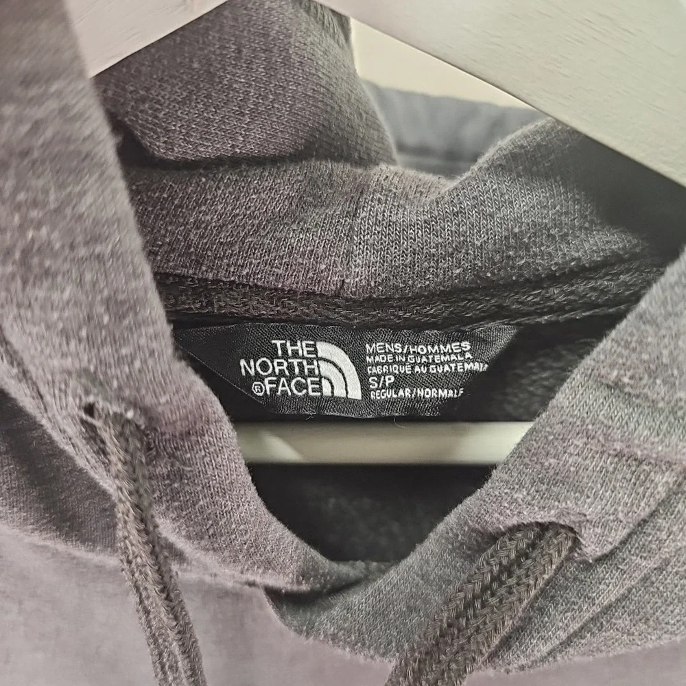 The North Face Men's Small Gray Half Dome Tent Graphic Pullover Hoodie Camping - Picture 8 of 9